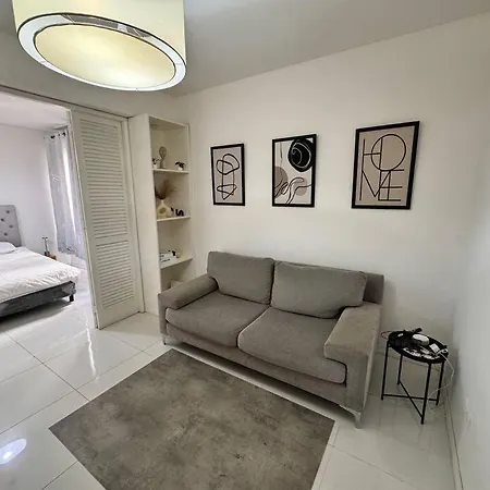 Modern Apartment In Mendoza Capital Exterior photo